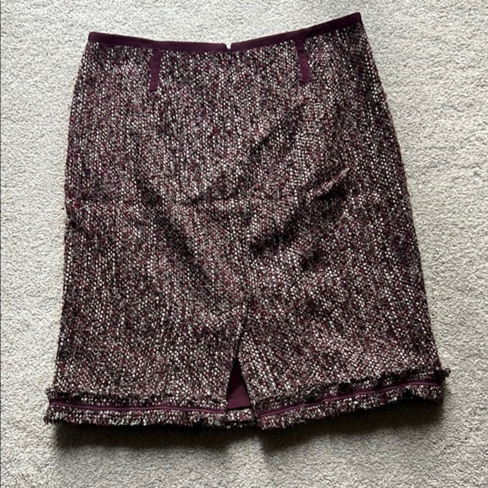 Talbots Elegant Tweed Skirt in Burgundy - Picture 3 of 4